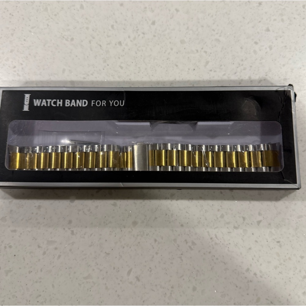 Men’s Apple Watch Band, Stainless Steel, Gold and Silver toned, NWT